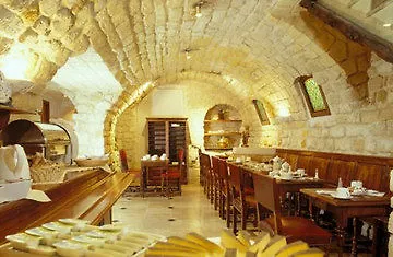 阿马兰泰博马努瓦酒店