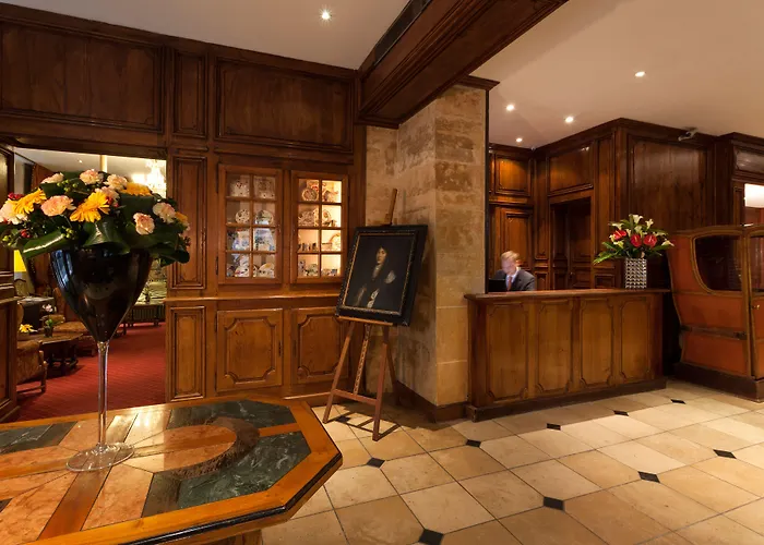 Hotel Amarante Beau Manoir París