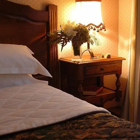 Hotel Amarante Beau Manoir 3*
