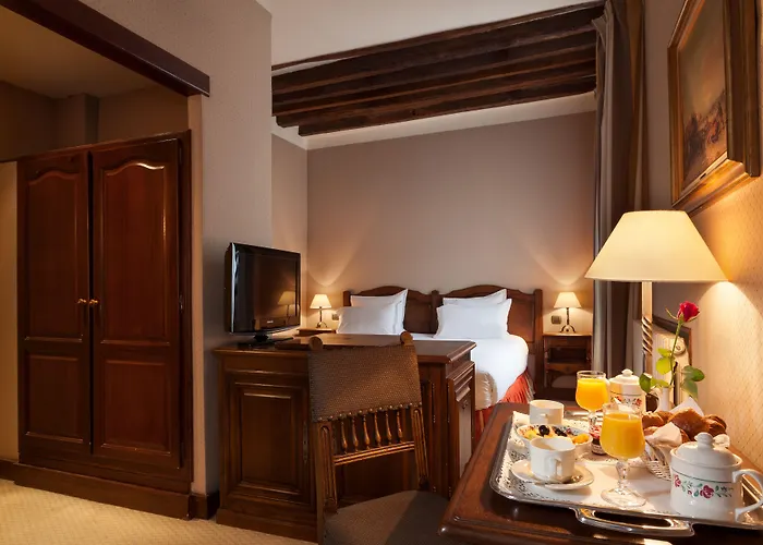 Hotel Amarante Beau Manoir Paris