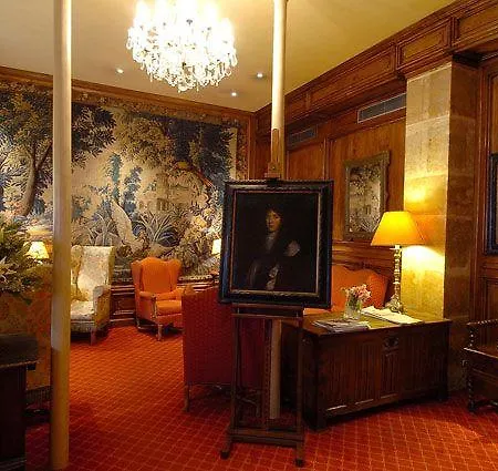 Отель Amarante Beau Manoir
