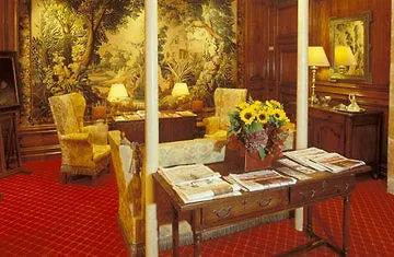 Отель Amarante Beau Manoir Париж