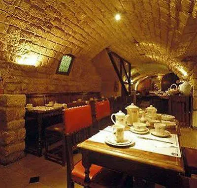 Отель Amarante Beau Manoir 3*